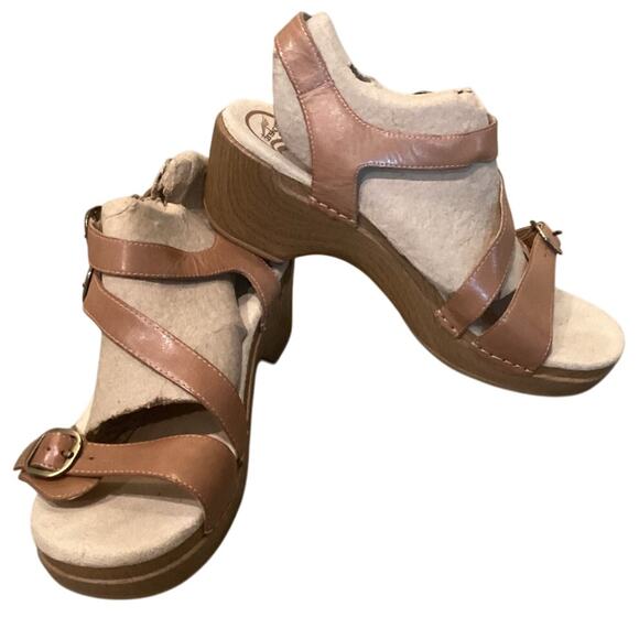 Dansko Womens Sacha Leather Wedge Sandals Size 40 10 Brown Comfort Boho Casual - Picture 1 of 9